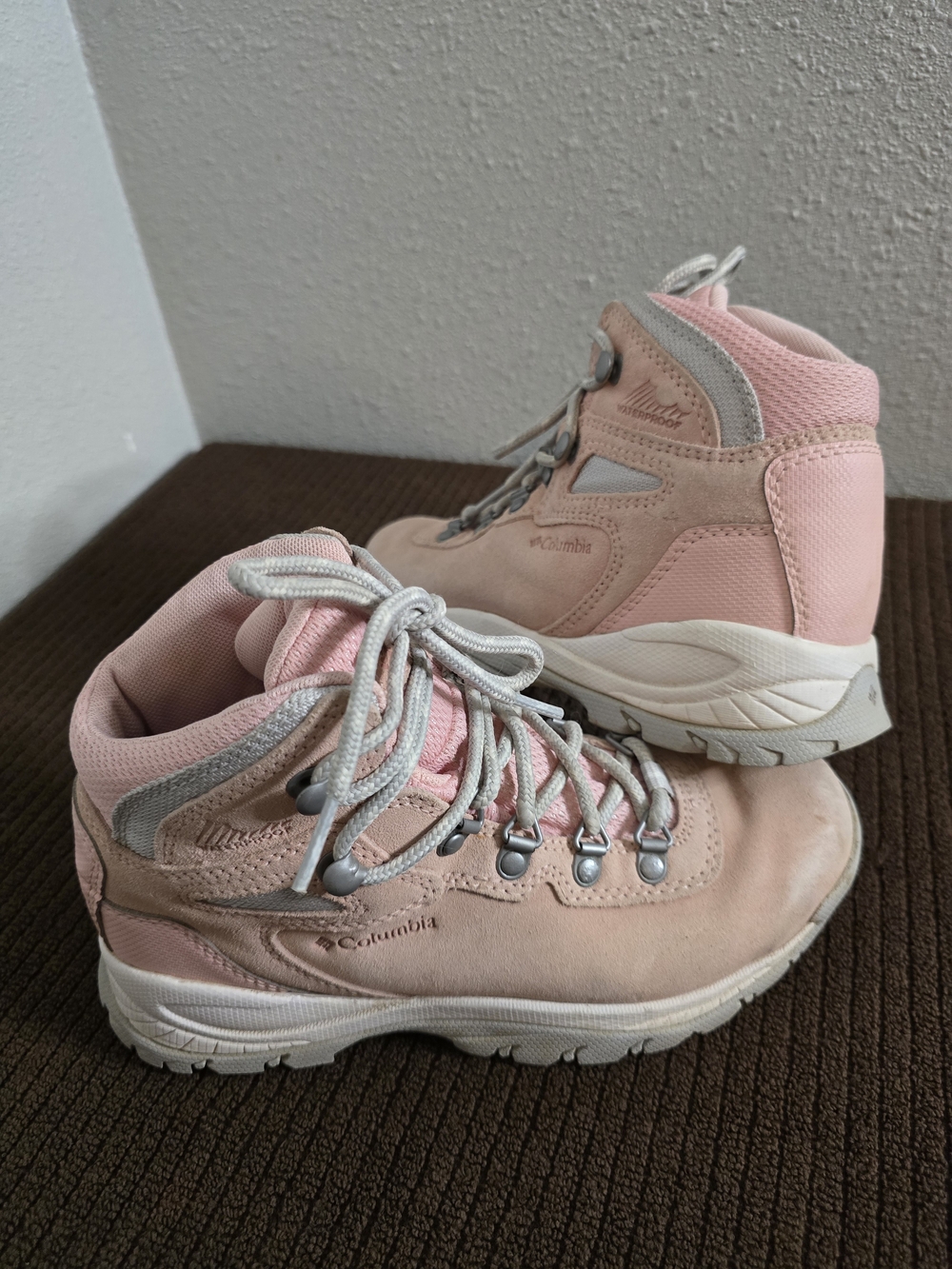 Columbia Pink Women's Waterproof Hiking Boots